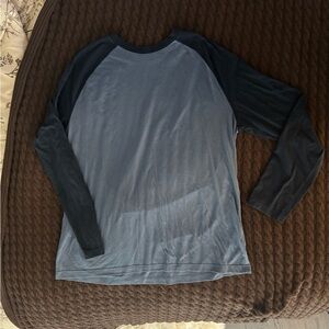 Men's Two-Tone Long Sleeve Raglan Tee in Slate and Navy